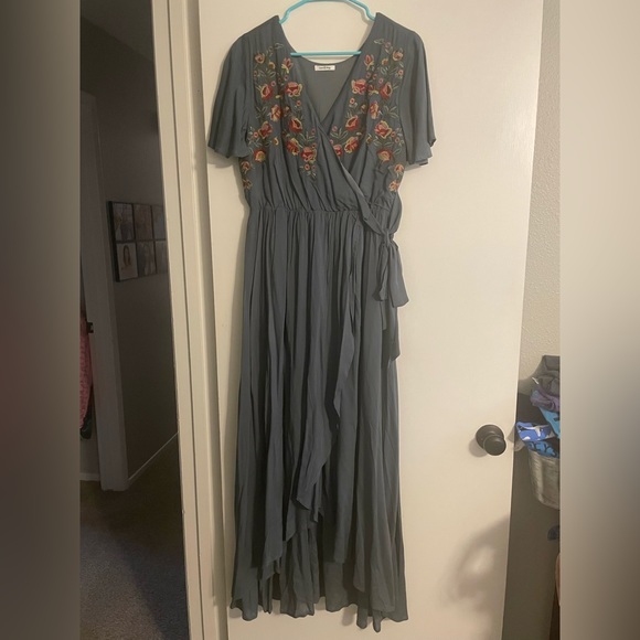 Wren and Ivory The Damara Faux Wrap Redux in Kale - Picture 1 of 2